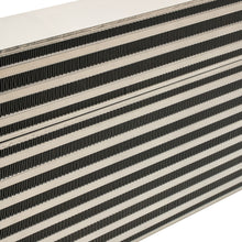 Carica l'immagine nel visualizzatore di Gallery, Vaschette laterali in alluminio dell'intercooler maggiorato Cooling Solutions BMW 135i 335i