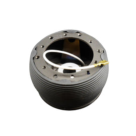 Mozzo Volante collassabile no airbag Nissan Skyline (C110-CG110) 72>77 - Vannette >97 - Blubird Maxima 82>85 - Laurel C130 - Patrol (piantone 17.5mm) 81> - 280 ZX - Stanza 82>87 - 280C - Auster Violet 82>87