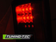 Carica l&#39;immagine nel visualizzatore di Gallery, Fanali Posteriori CHRYSLER JEEP WRANGLER JK 07-18 LED BLACK