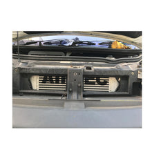 Load image into Gallery viewer, Aggiornamento intercooler AIRTEC Motorsport per furgone diesel Renault Trafic 2.0 - dettaglio 7