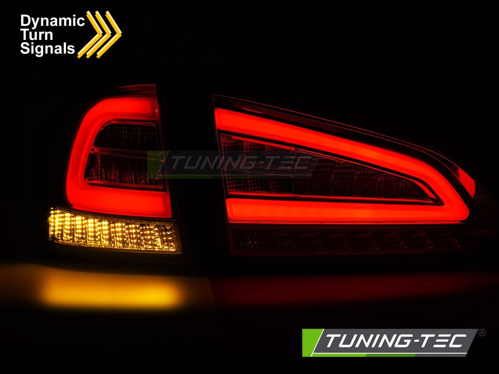 Fanali Posteriori Fumé Rossi Sequenziali per Ford Focus (Mk3) 2011-2018