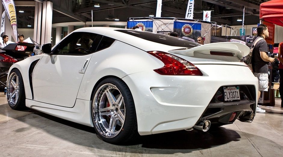 Paraurti Posteriore Amuse Style SK-Import Nissan 370Z Z34 Vetroresina