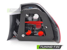 Carica l&#39;immagine nel visualizzatore di Gallery, Fanale Posteriore RED SMOKE Lato Sinistro TYC per BMW Serie 3 E90 05-08