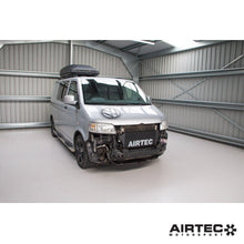 Carica l'immagine nel visualizzatore di Gallery, Aggiornamento intercooler AIRTEC Motorsport per VW Transporter T5 / T6 - dettaglio 10