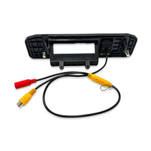 Carica l'immagine nel visualizzatore di Gallery, Retrocamera AHD Mercedes ML Classe A GLA GLC GLE – Maniglia IP68 - immagine 4