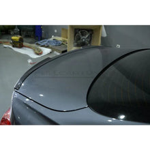 Carica l'immagine nel visualizzatore di Gallery, CarbonWorks Spoiler baule posteriore Performance in carbonio per BMW Serie 4 F32/F82 M4/F83 2013-2022 - foto 1