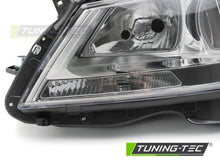 Carica l&#39;immagine nel visualizzatore di Gallery, Fari Anteriori CHROME Lato Sinistro TYC per MERCEDES Classe C W204 11-14