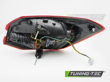 Carica l&#39;immagine nel visualizzatore di Gallery, Fanale Posteriore Lato Sinistro TYC per FORD FOCUS MK4 18-21 HATCHBACK