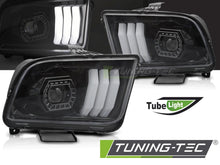 Load image into Gallery viewer, Fari Anteriori Neri Tube Light per Ford Mustang (Mk5) 2004-2009