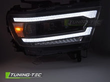 Carica l&#39;immagine nel visualizzatore di Gallery, Fari Anteriori LED per DODGE RAM 19-22