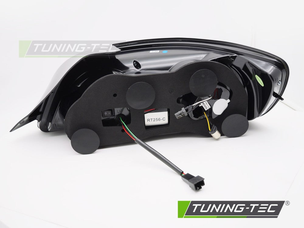 Fanali Posteriori Neri Fumé per Honda S2000 (AP1/AP2) 2000-2003