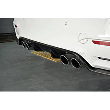Carica l'immagine nel visualizzatore di Gallery, CarbonWorks Diffusore posteriore 3D Style in carbonio per BMW M3 F80 2014-2018 e M4 F82/F83 2014-2022 - foto 8