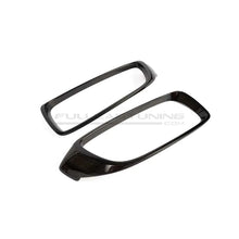 Carica l'immagine nel visualizzatore di Gallery, CarbonWorks Griglia sportiva M Performance Style in carbonio per BMW M3 F80 2014-2018 e Serie 4 F32/F33/F36/F82/F83 2013-2022