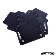 Carica l'immagine nel visualizzatore di Gallery, Tappetini AIRTEC Motorsport per VW Golf Mk7 e Mk8 dal 2013 in poi - Solo guida a destra - dettaglio 2