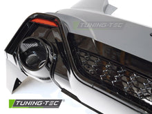 Carica l'immagine nel visualizzatore di Gallery, Paraurti Posteriore Sportivo con Fori PDC per Audi A4 (B9 Facelift) 2020-2024 Berlina