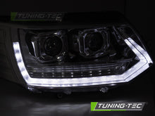 Carica l'immagine nel visualizzatore di Gallery, Fari Anteriori Cromati Tube Light DRL per Volkswagen T5 2010-2015