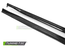 Carica l'immagine nel visualizzatore di Gallery, Minigonne Nere Lucide per Volkswagen Golf (Mk8) 2019-2024 – Coppia
