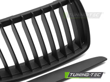 Carica l'immagine nel visualizzatore di Gallery, Griglia Nera Opaca per BMW Serie 3 (E90 / E91) 2005-2008 Berlina, Station Wagon – cod. GRBMH5