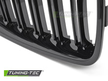Load image into Gallery viewer, Griglia Sportiva Nera Lucida Doppia Barra per BMW Serie 3 (F30 / F31) 2011-2018