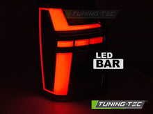 Carica l'immagine nel visualizzatore di Gallery, Fanali Posteriori Rossi LED BAR Sequenziali per Volkswagen T6 2015-2019