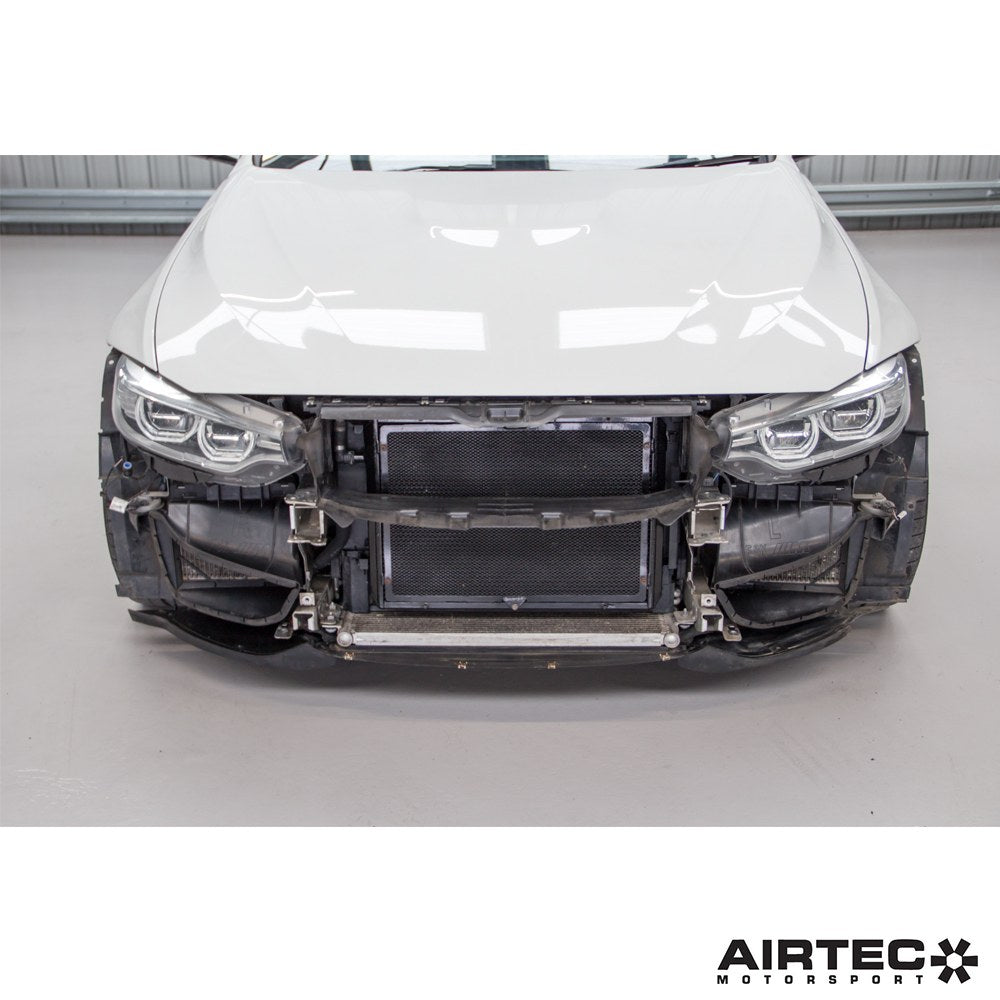 Aggiornamento del radiatore di carica AIRTEC Motorsport per BMW F87 M2 Competition, F80 M3 e F82 M4 (S55) - dettaglio 6