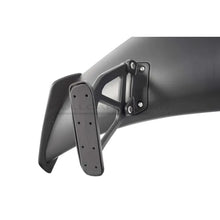 Carica l'immagine nel visualizzatore di Gallery, Dettaglio supporti spoiler GT4 Style Porsche 981