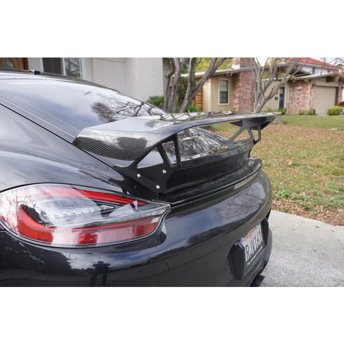CarbonWorks Spoiler posteriore TA Style in carbonio per Porsche Cayman 2013-2018 - foto 4