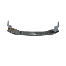 Carica l'immagine nel visualizzatore di Gallery, CarbonWorks Lip paraurti anteriore GT Style in carbonio per Lamborghini HuracÁn 2014-2020 - foto 3