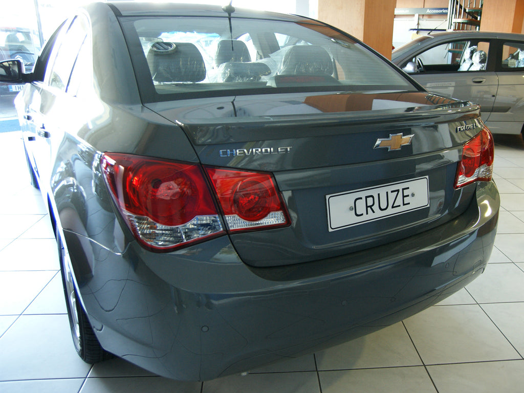Spoiler a labbro Chevrolet Cruze J300 berlina (2008-2016) - foto 2