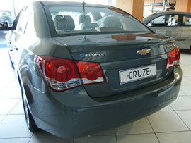 Spoiler a labbro Chevrolet Cruze J300 berlina (2008-2016) - foto 2