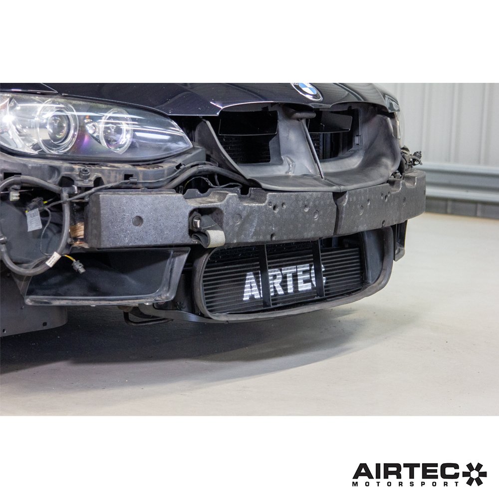 Radiatore olio AIRTEC Motorsport per BMW E9x M3 - dettaglio 7