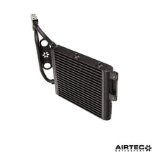 Load image into Gallery viewer, Aggiornamento del radiatore DCT AIRTEC Motorsport per BMW E9x M3 - dettaglio 2
