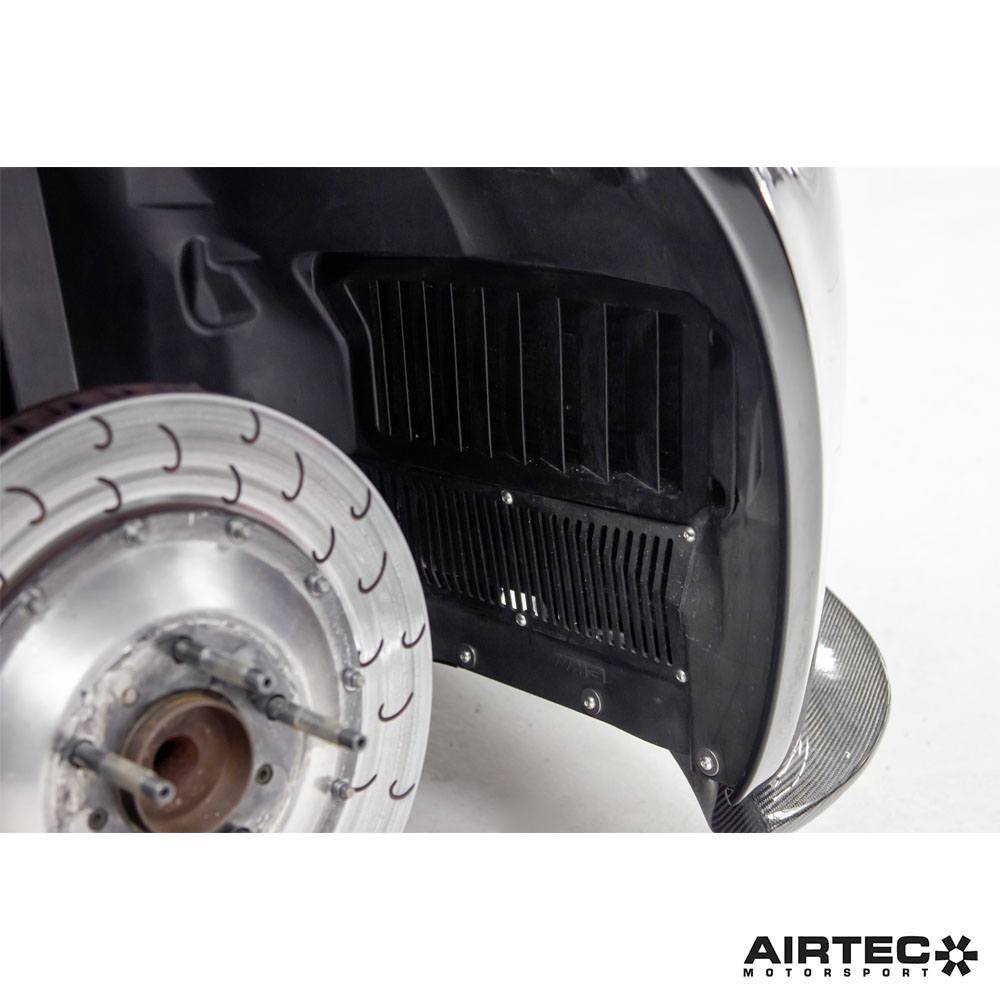 Aggiornamento del radiatore DCT AIRTEC Motorsport per BMW E9x M3 - dettaglio 18