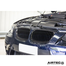 Carica l'immagine nel visualizzatore di Gallery, Prese d'aria anteriori AIRTEC Motorsport (FAF) per BMW E9x M3 - dettaglio 13