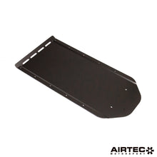Carica l'immagine nel visualizzatore di Gallery, Sottovaso centrale AIRTEC Motorsport per BMW E9x M3 - dettaglio 2