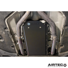 Carica l'immagine nel visualizzatore di Gallery, Sottovaso centrale AIRTEC Motorsport per BMW E9x M3 - dettaglio 6