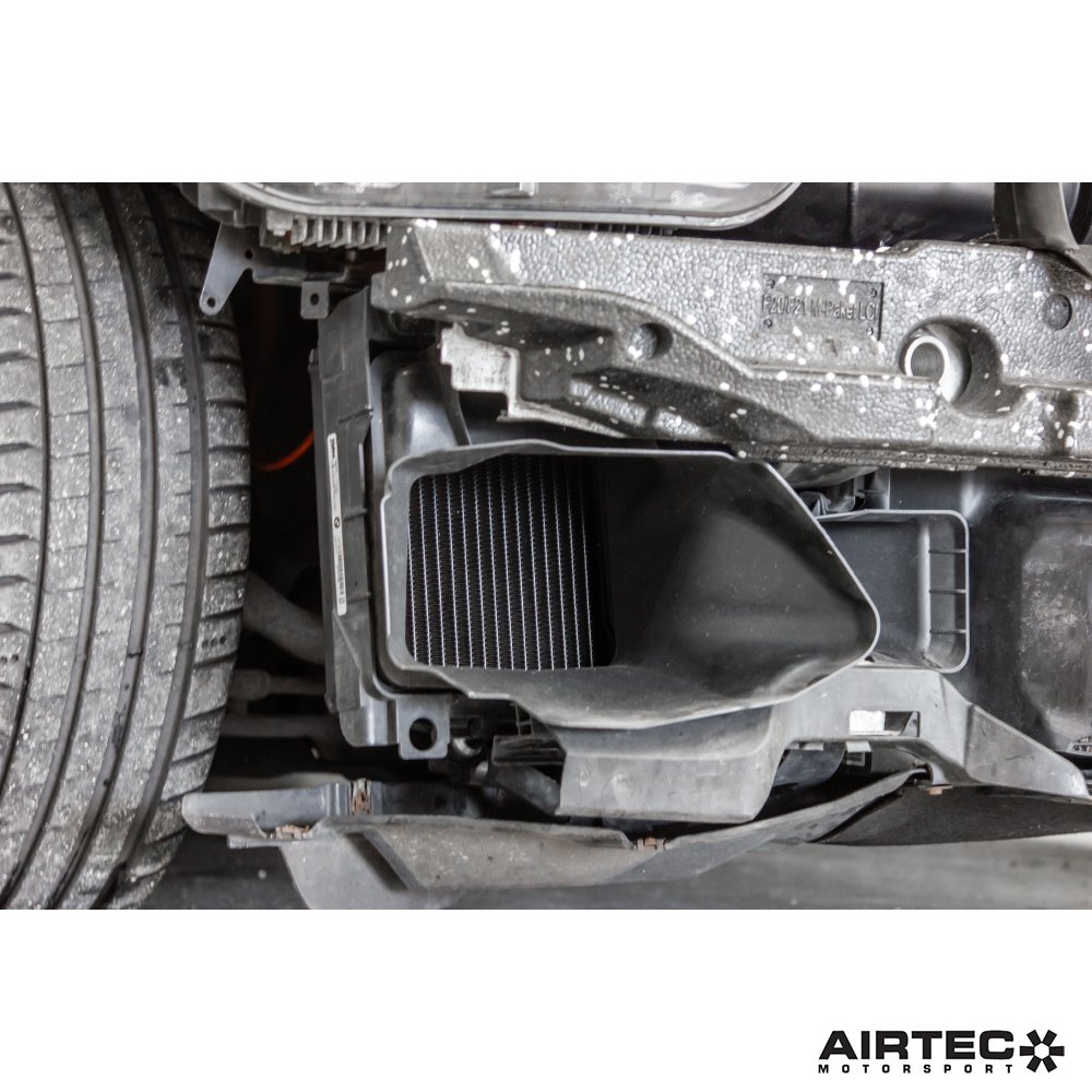Radiatore ausiliario AIRTEC Motorsport per modelli BMW (B58/B46/N55 M2) - dettaglio 6