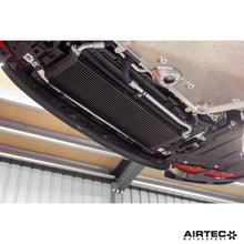 Carica l'immagine nel visualizzatore di Gallery, Radiatore olio AIRTEC Motorsport per BMW G87 M2, G80 M3 e G82 M4 - dettaglio 12