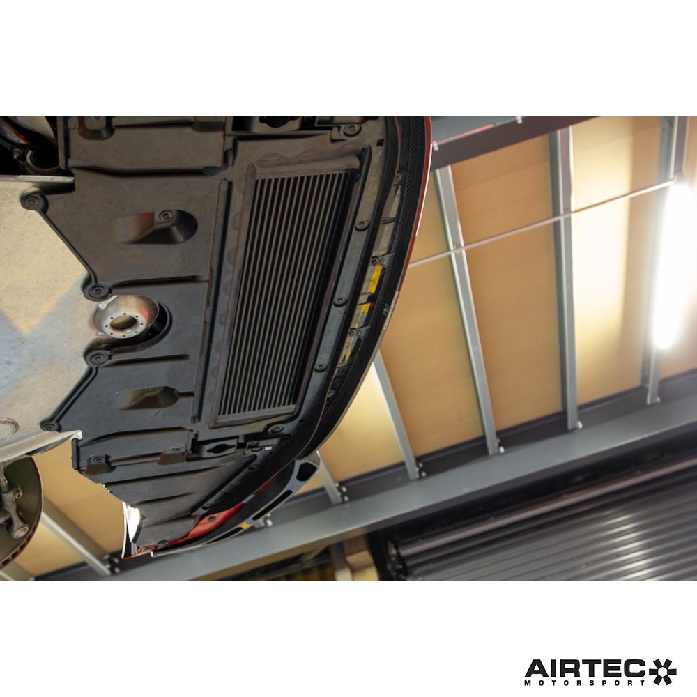 Radiatore olio AIRTEC Motorsport per BMW G87 M2, G80 M3 e G82 M4 - dettaglio 8