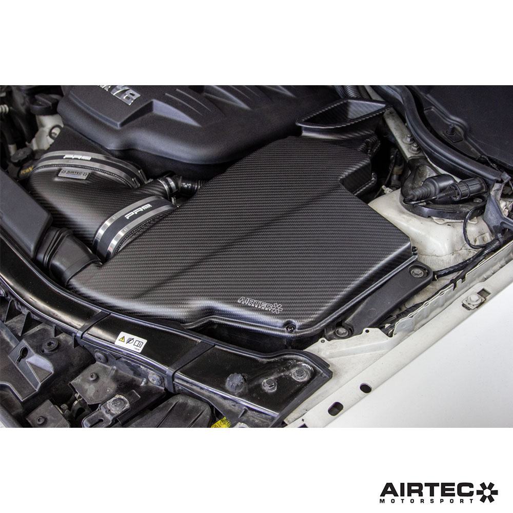 Coperchio della scatola dell'aria in fibra di carbonio AIRTEC Motorsport per BMW E9x M3 - dettaglio 7
