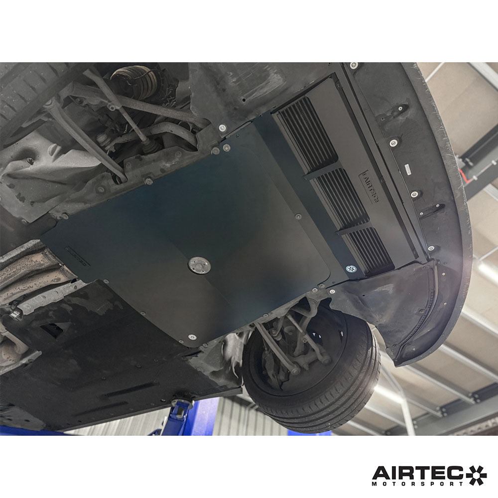Pannello sotto il vassoio aerodinamico AIRTEC Motorsport GTS-Style per BMW F87 M2, F80 M3 e F82 M4 - dettaglio 7