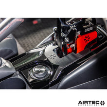 Load image into Gallery viewer, Gruppo cambio AIRTEC Motorsport per Toyota Corolla GR – Edizione speciale rossa - dettaglio 16