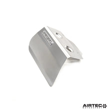 Load image into Gallery viewer, AIRTEC Motorsport Scudo termico collettore sidewinder per Focus ST / RS Mk2 - dettaglio 3