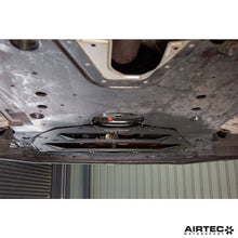 Load image into Gallery viewer, AIRTEC Motorsport Raffreddamento in alluminio sotto il vassoio per Honda Civic FL5 Type R - dettaglio 7