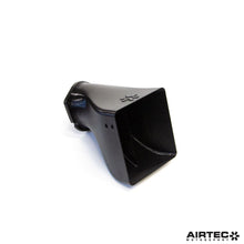 Load image into Gallery viewer, Radiatore olio AIRTEC Motorsport per Honda Civic FK2 Type R - dettaglio 4