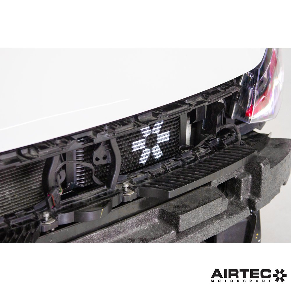 Radiatore olio AIRTEC Motorsport per VW Polo (AW) - dettaglio 6