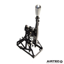 Load image into Gallery viewer, Gruppo cambio AIRTEC Motorsport per Toyota Yaris GR Gen 2 (incl. freno a mano verticale/prestazioni aerodinamiche) - dettaglio 4