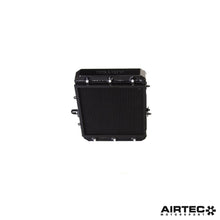 Load image into Gallery viewer, Aggiornamento del radiatore di raffreddamento di carica ausiliario AIRTEC Motorsport per BMW M5/M6 (F10/F12) lato sinistro