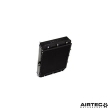 Load image into Gallery viewer, Aggiornamento del radiatore di raffreddamento di carica ausiliario AIRTEC Motorsport per BMW M5/M6 (F10/F12) lato destro - dettaglio 2