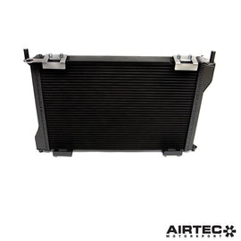 Aggiornamento del radiatore in lega con nucleo AIRTEC Motorsport da 45 mm per Fiesta ST150 - dettaglio 2